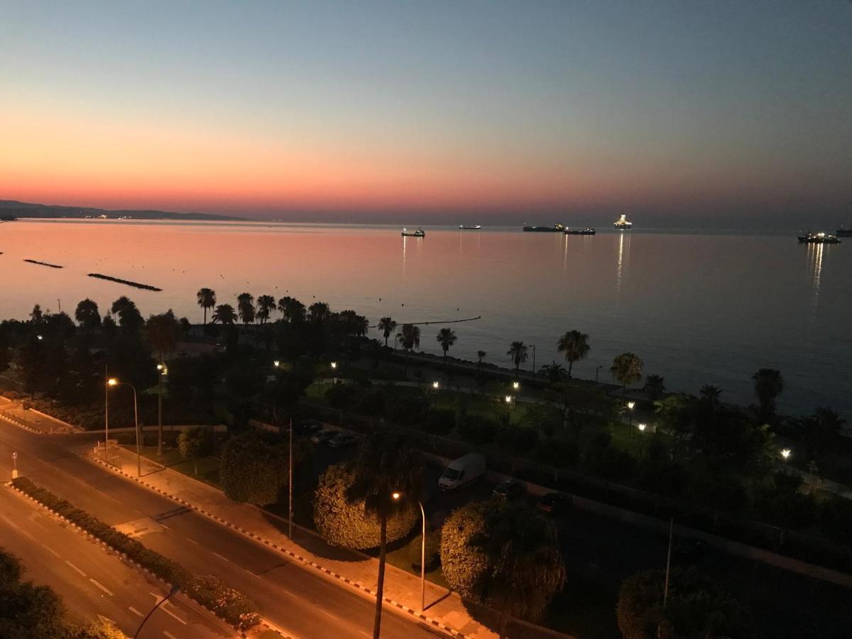 A City-Center Seaview Penthouse At Oceanic Limasol Dış mekan fotoğraf