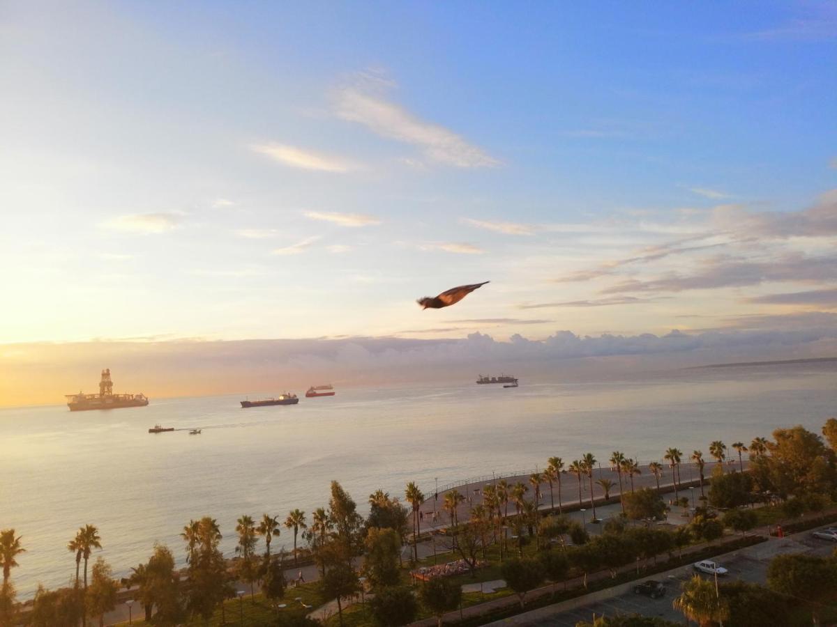 A City-Center Seaview Penthouse At Oceanic Limasol Dış mekan fotoğraf